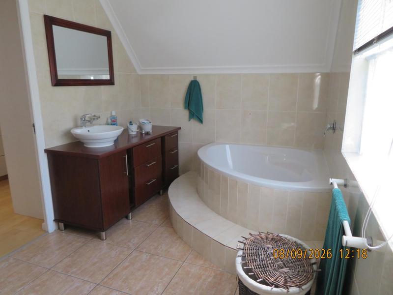 3 Bedroom Property for Sale in Zevendal Western Cape